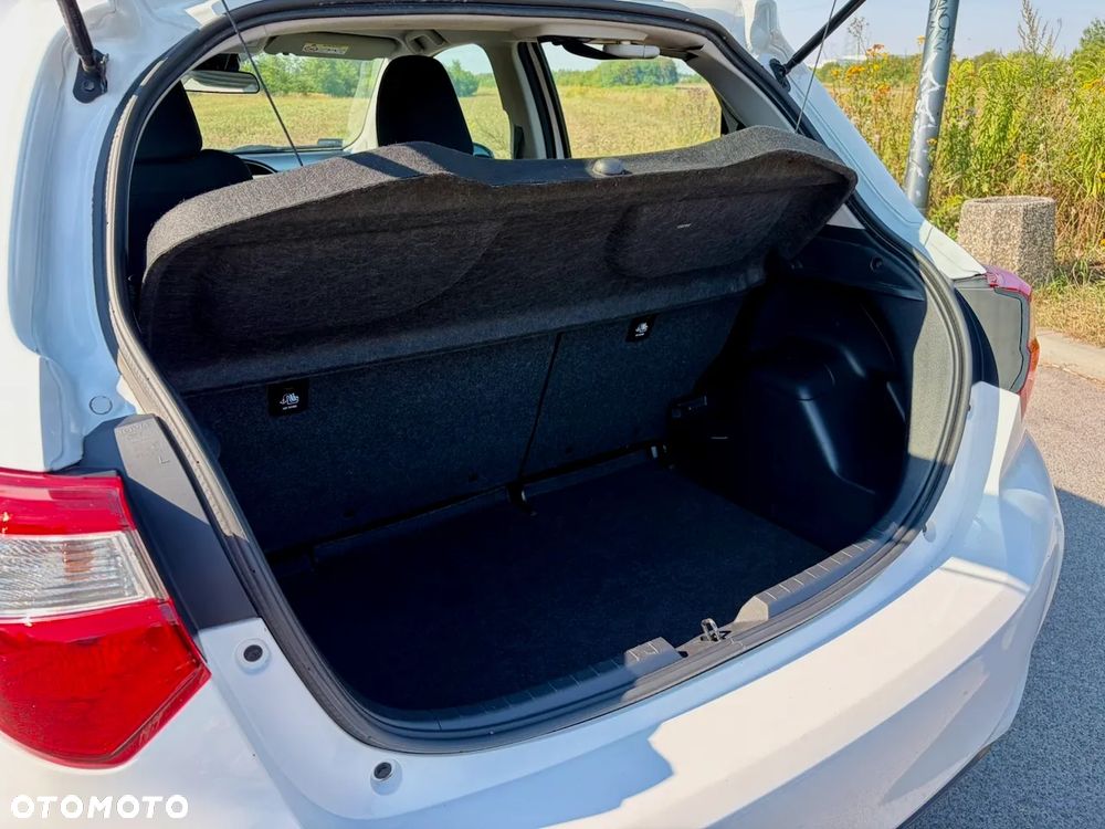 Toyota Yaris 1.5 Premium - 19