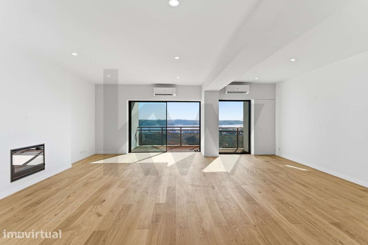 Apartamento T3 renovado com vista Rio no Restelo, Lisboa - Grande imagem: 2/19