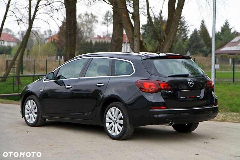 Opel Astra 1.4 Turbo - 2