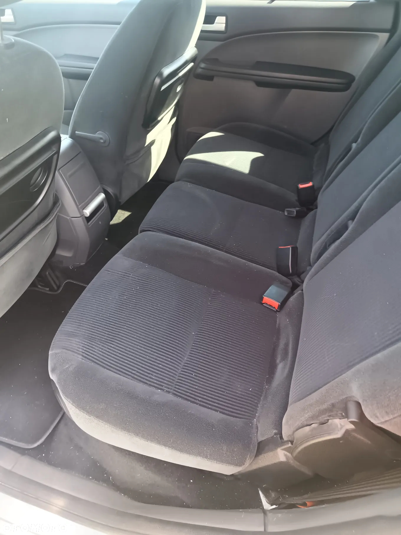 Ford C-MAX 1.8 Ghia - 8