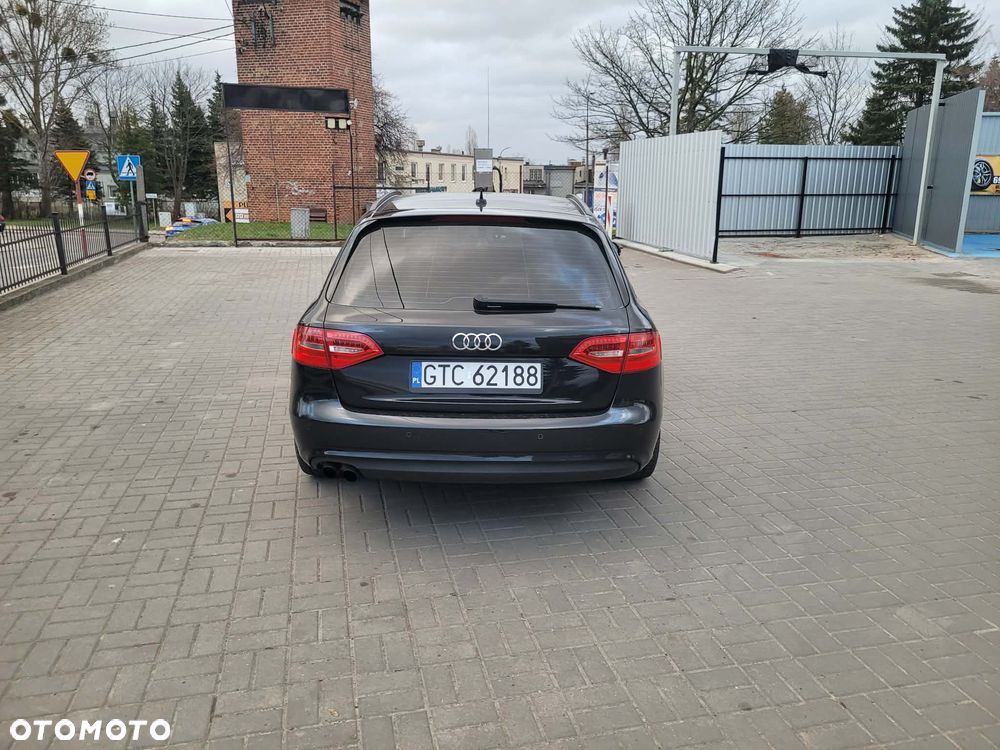 Audi A4 Avant 2.0 TDI Limited Edition - 6