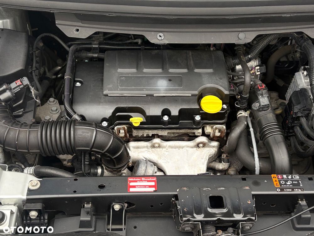 Opel Zafira - 35