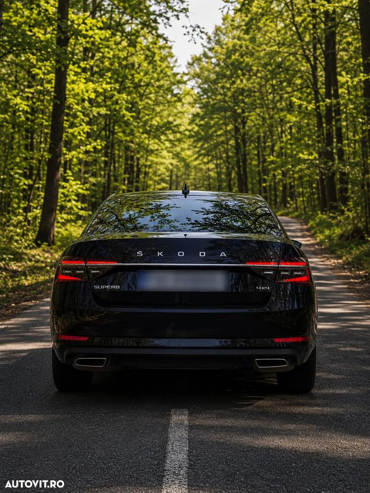 Skoda Superb 2.0 TSI 4X4 DSG Sportline - 2