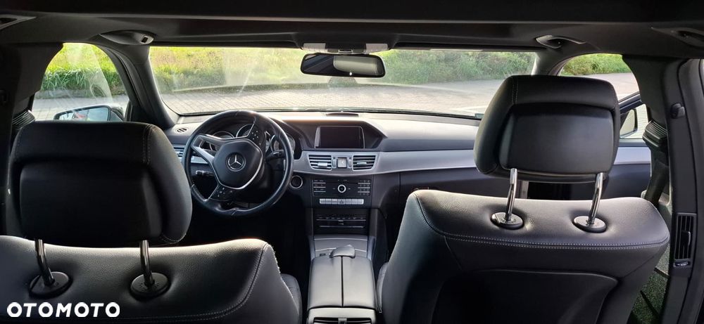 Mercedes-Benz Klasa E 220 BlueTEC 9G-TRONIC - 30