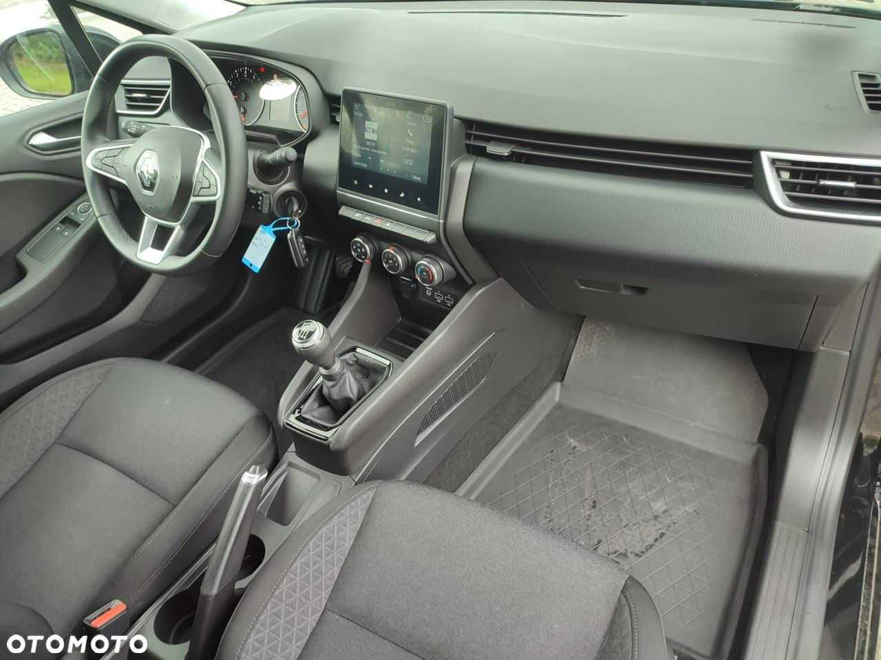 Renault Clio - 16