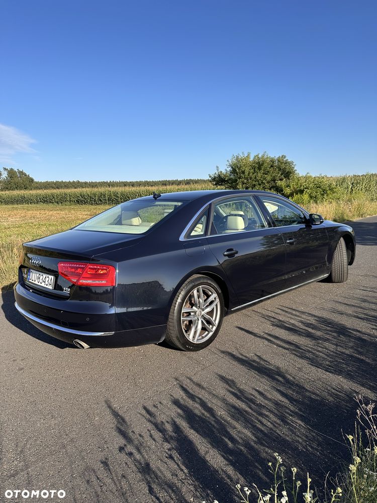 Audi A8 - 2