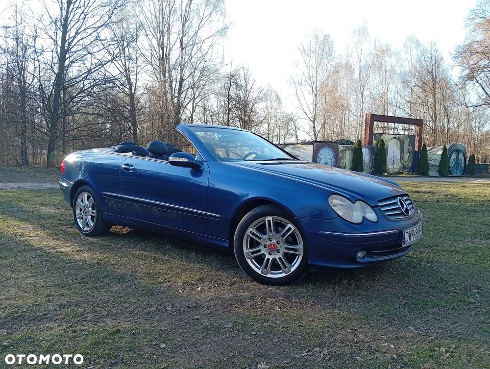 Mercedes-Benz CLK - 16