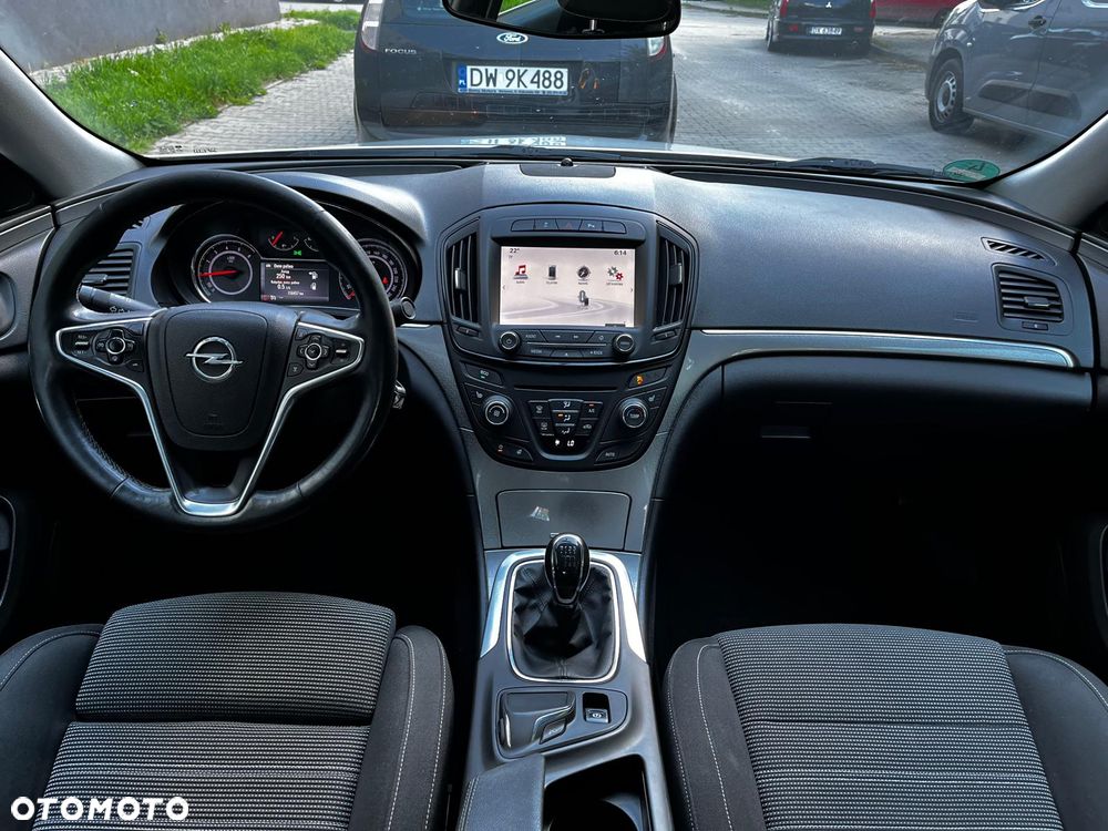 Opel Insignia - 12