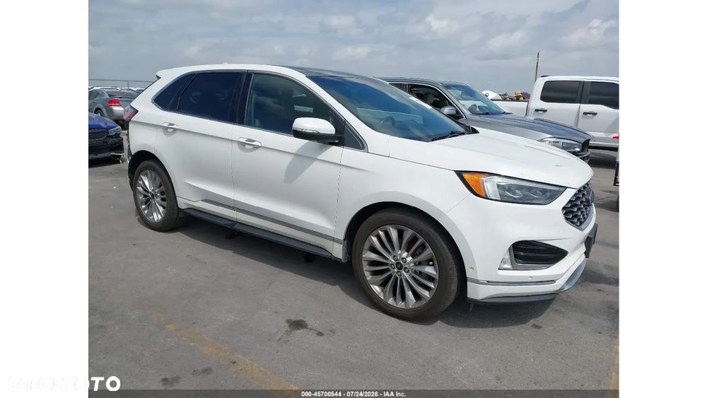 Ford Edge - 1