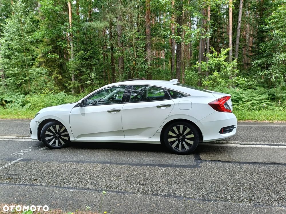 Honda Civic 1.5 T Prestige (Navi) - 32