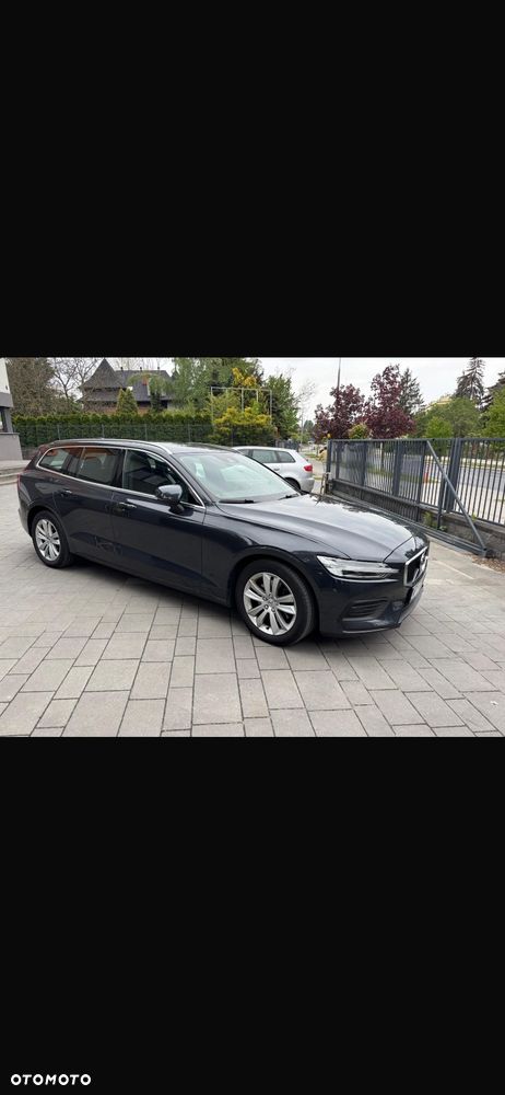 Volvo V60 D4 AWD Geartronic Momentum Pro - 3