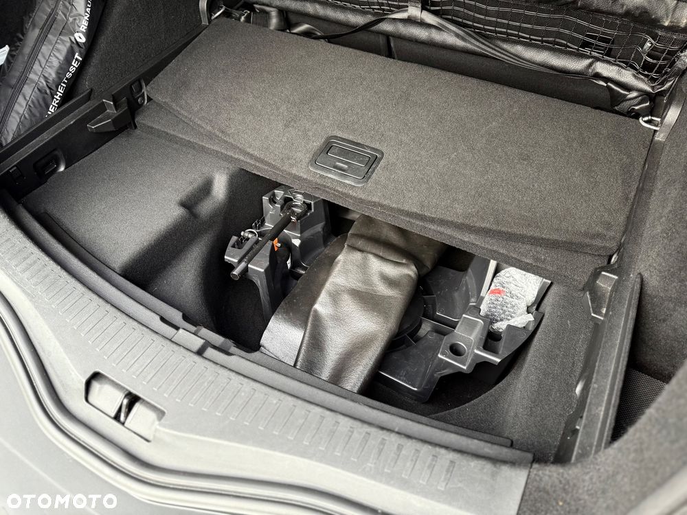 Renault Megane ENERGY TCe 130 BUSINESS - 13