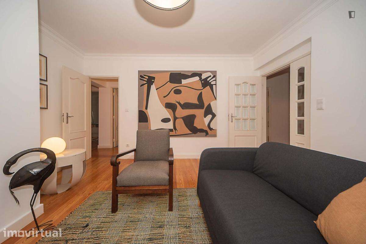 Quarto - localizado em Penha Lisbon - Grande imagem: 3/13
