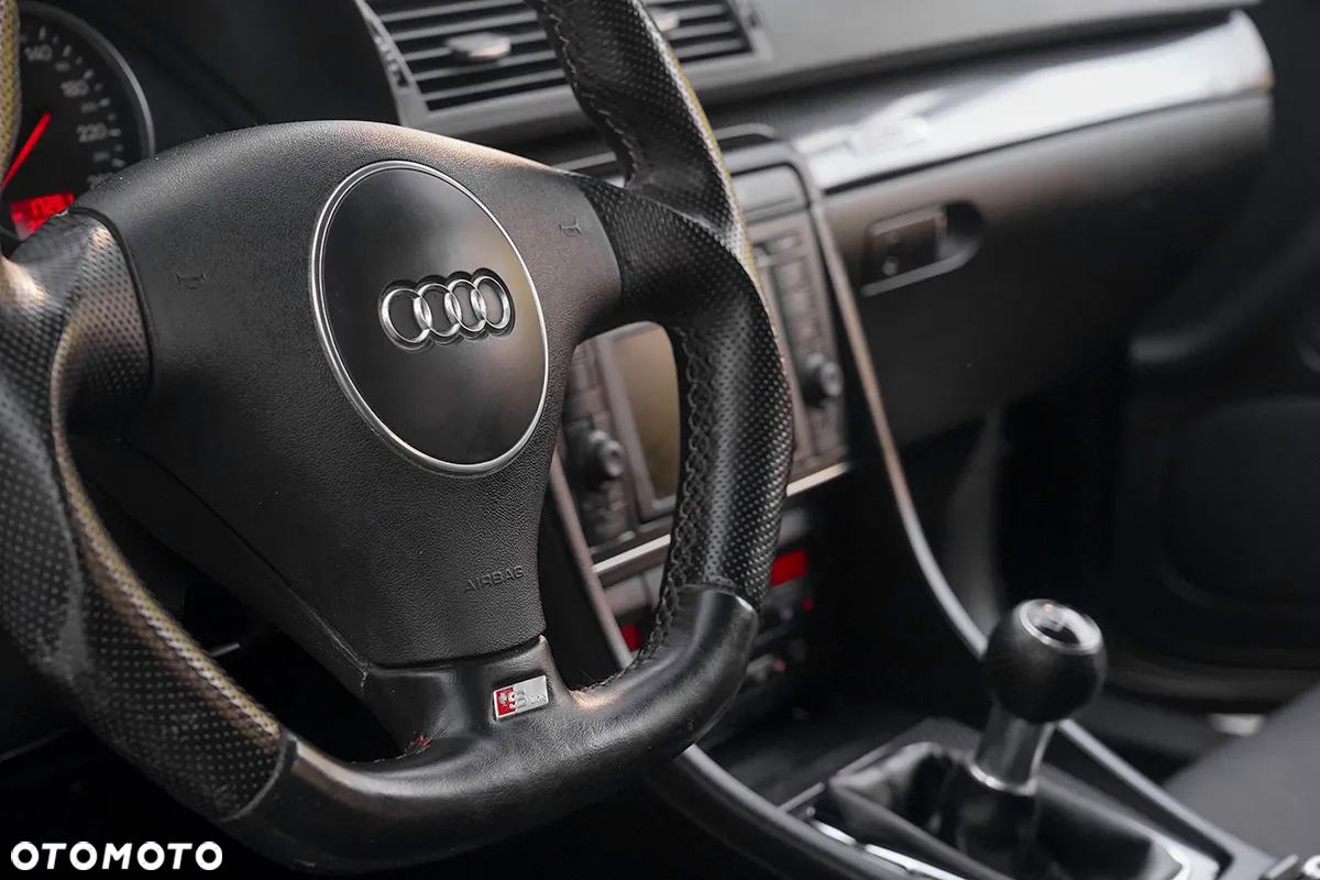 Audi A4 Avant 1.8T Quattro - 26
