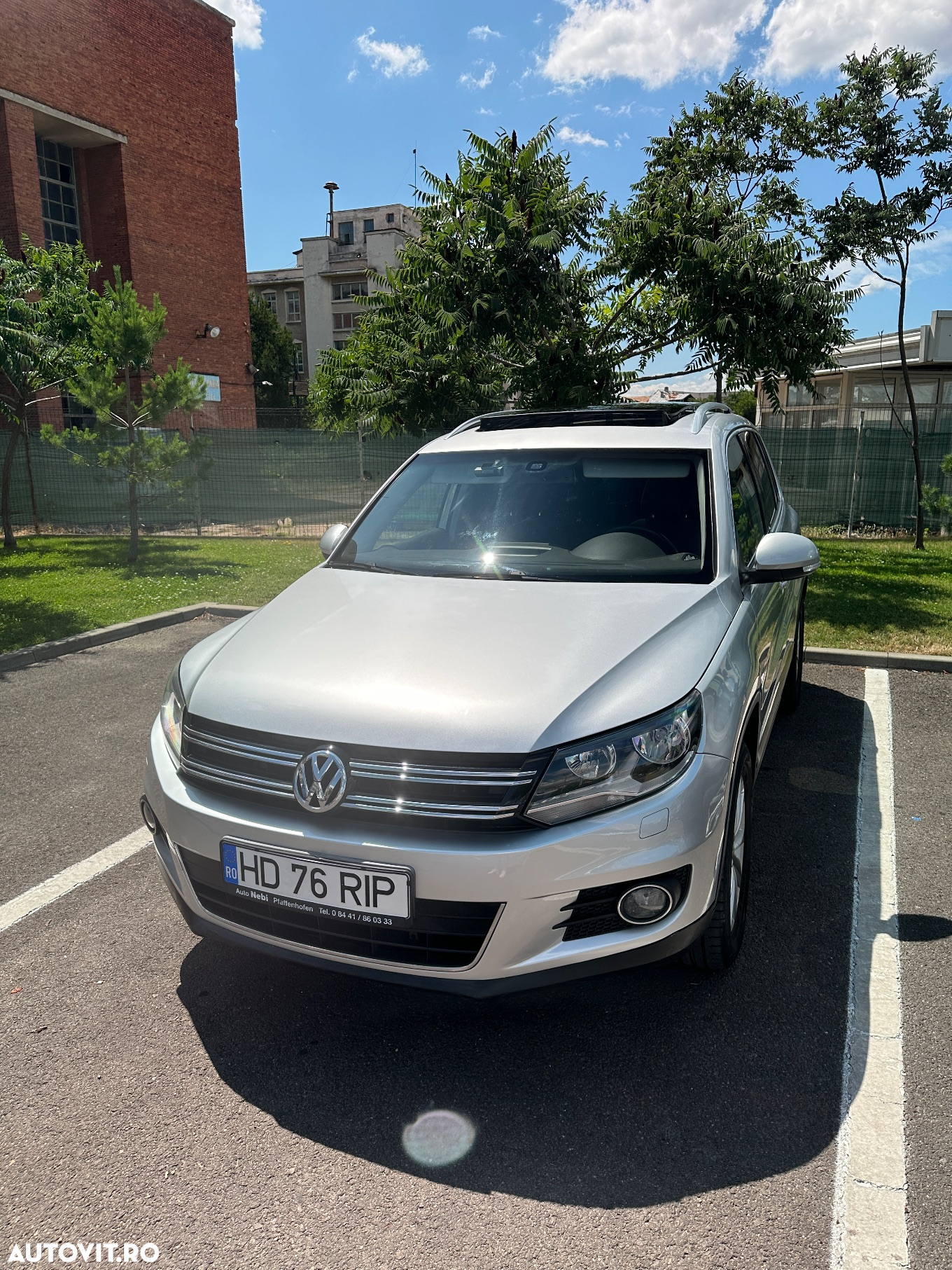 Volkswagen Tiguan 2.0 TDI 4Motion DSG Sport & Style - 27