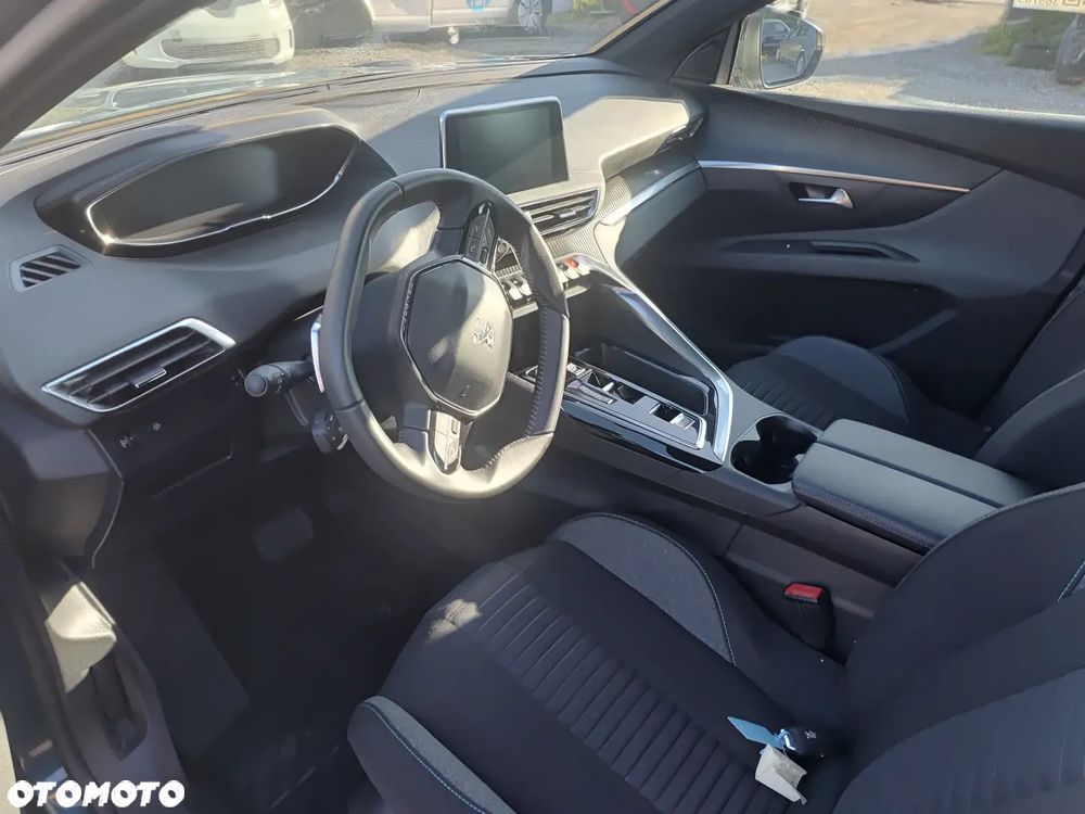 Peugeot 5008 1.2 PureTech Active S&S EAT8 - 14