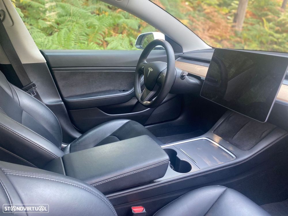 Tesla Model 3 Performance Dual Motor AWD - 30