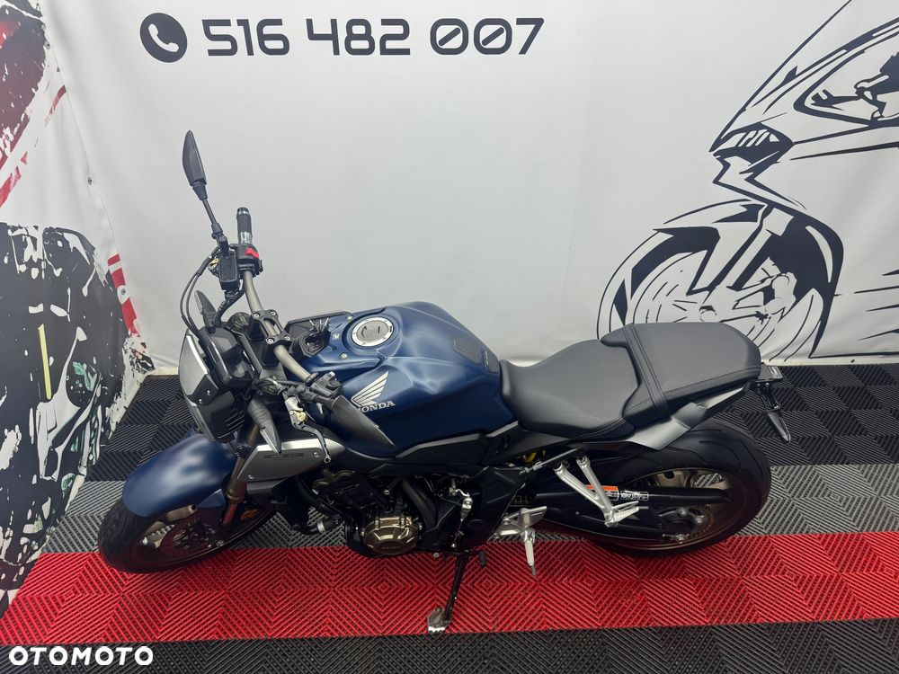 Honda CB - 8