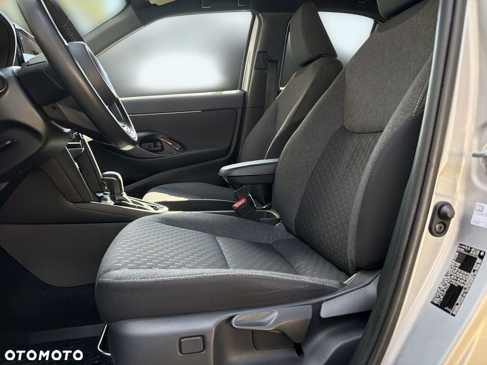 Toyota Yaris Cross - 21