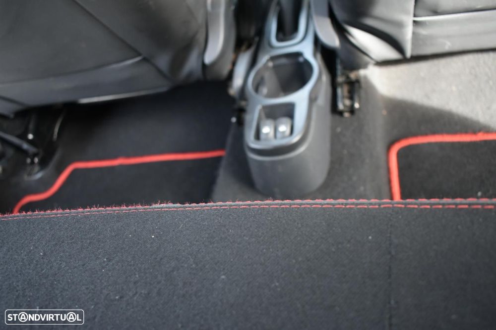 Dacia Duster 1.5 dCi SL Delsey - 13