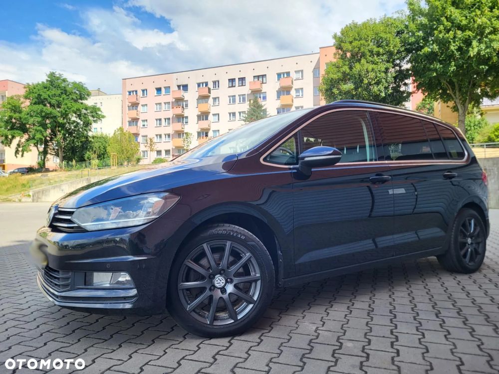 Volkswagen Touran ver-1-4-tsi-bluemotion-technology-comfortline - 3