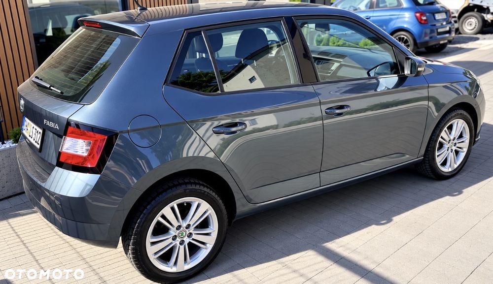 Skoda Fabia - 2