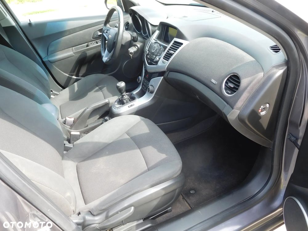 Chevrolet Cruze 1.4 T LT+ - 12