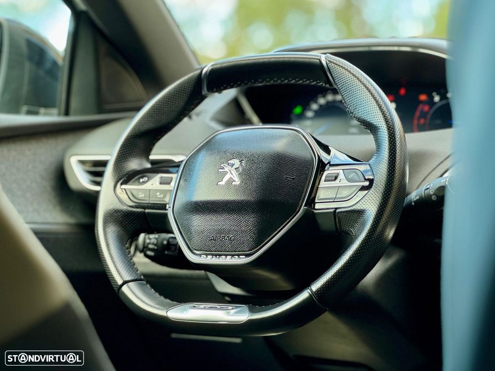 Peugeot 3008 1.2 PureTech GT Line - 28