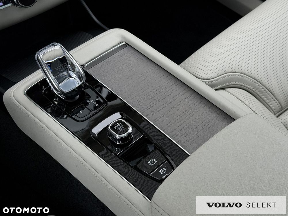 Volvo XC 90 - 29