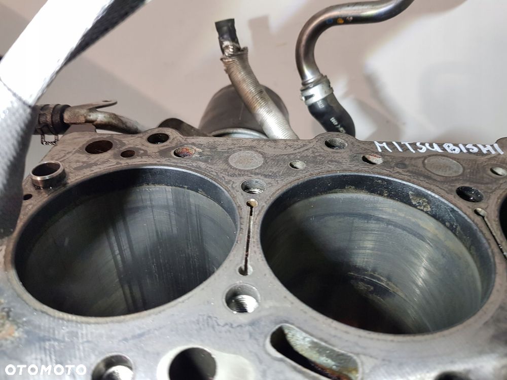 blok silnika mitsubishi l200 2.5 did 4d56u nominał - 6