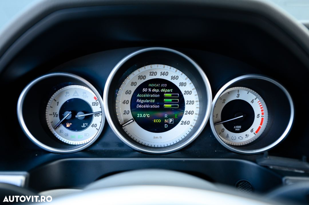 Mercedes-Benz E 300 CDI BlueTEC - 26