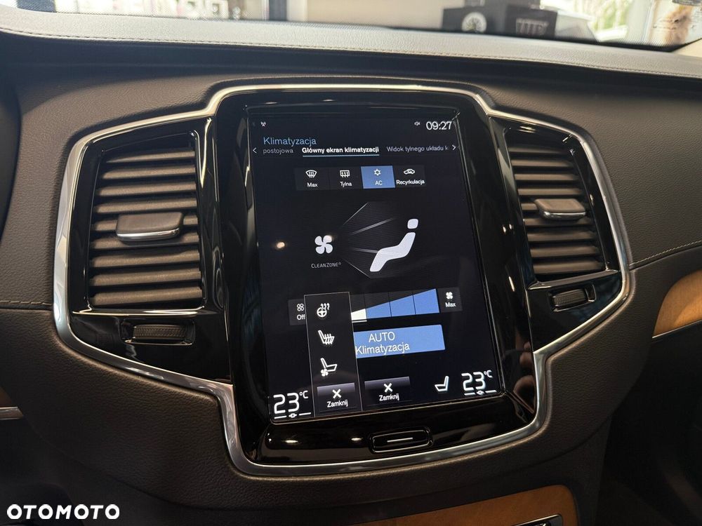 Volvo XC 90 - 32