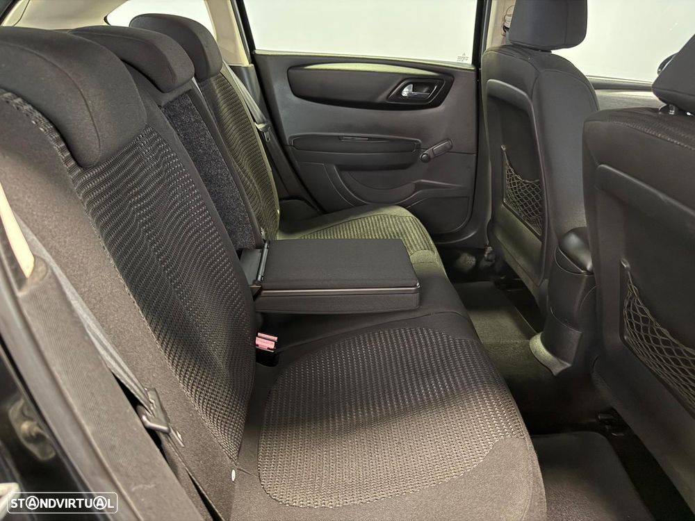 Citroën C4 1.6 HDi 110 VTR Pack CMP6 - 18