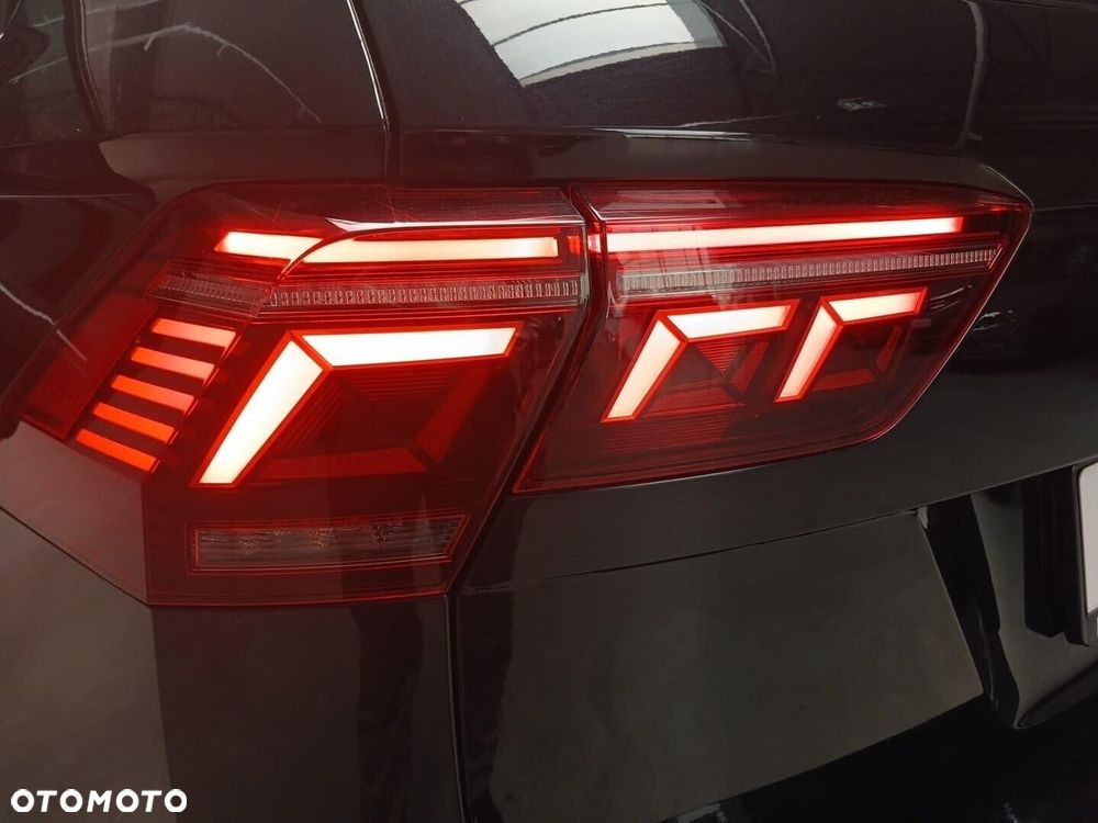 Volkswagen Tiguan - 10