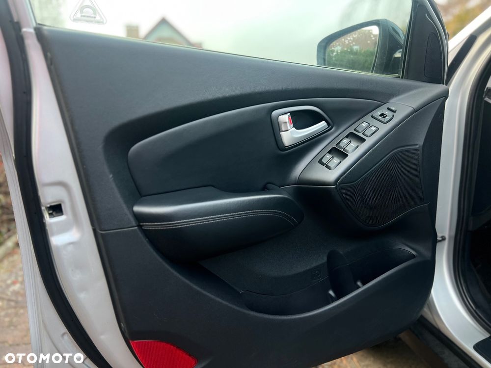 Hyundai ix35 2.0 CRDi 4WD Automatik Premium - 30