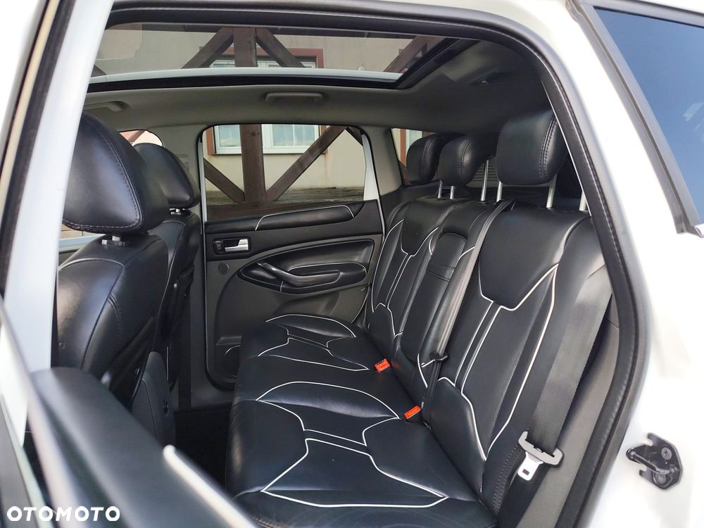 Ford Kuga 2.0 TDCi 4x4 Individual - 12