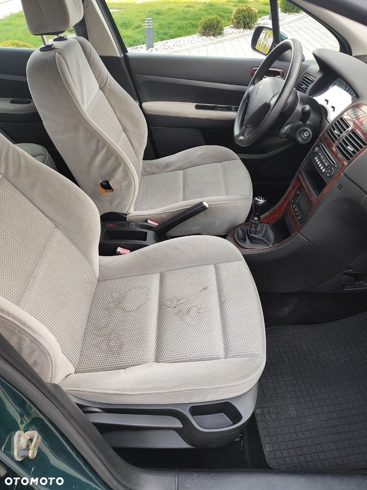 Peugeot 307 1.6 - 15