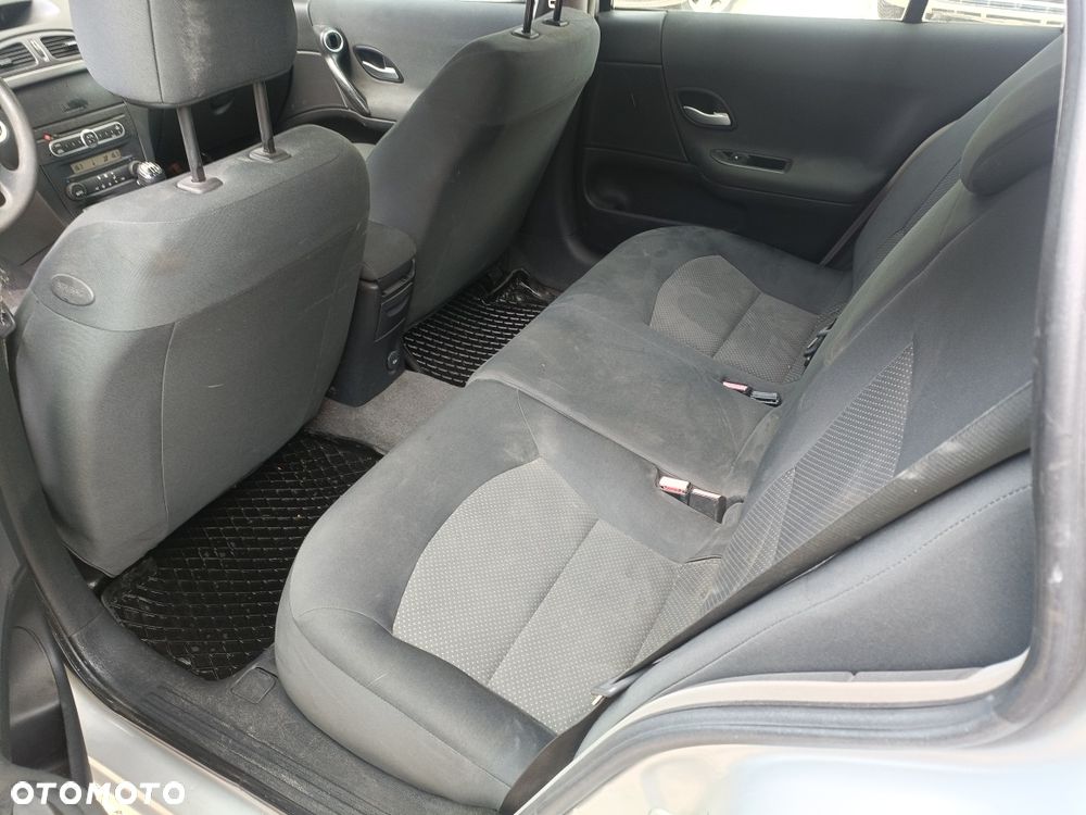 Renault Laguna - 8