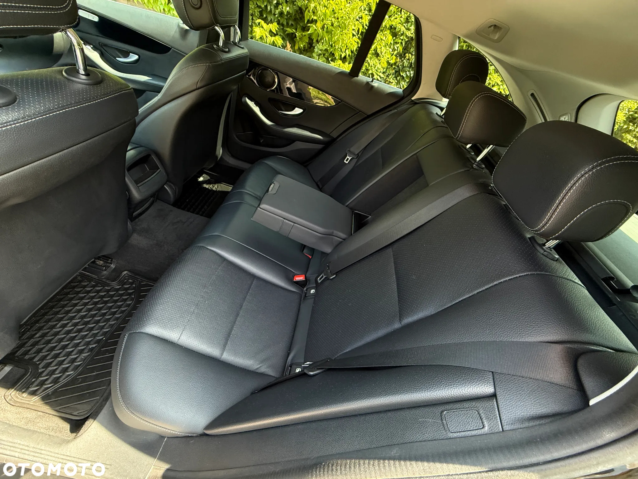 Mercedes-Benz Klasa C 200 9G-TRONIC - 38