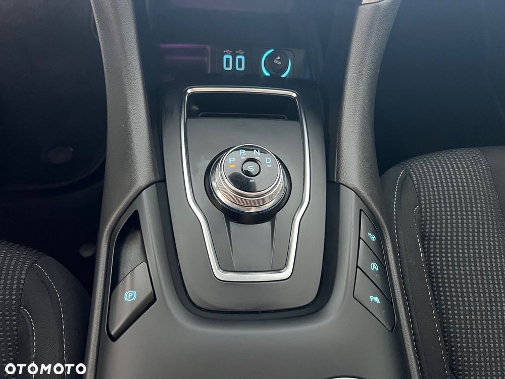 Ford Mondeo 2.0 EcoBlue Titanium - 34