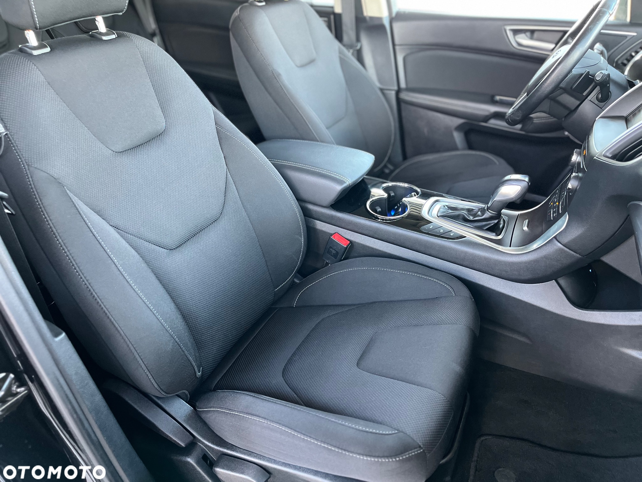 Ford S-Max - 21