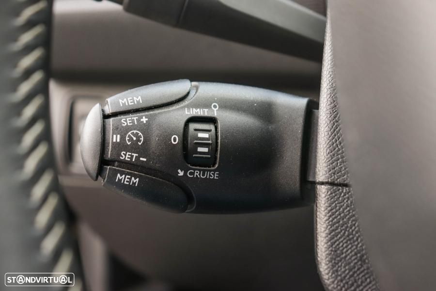 Peugeot 308 SW 1.5 BlueHDi Style - 15