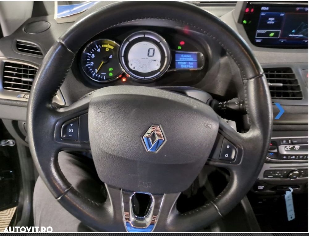 Renault Megane ENERGY dCi 110 ECO2 BUSINESS - 9