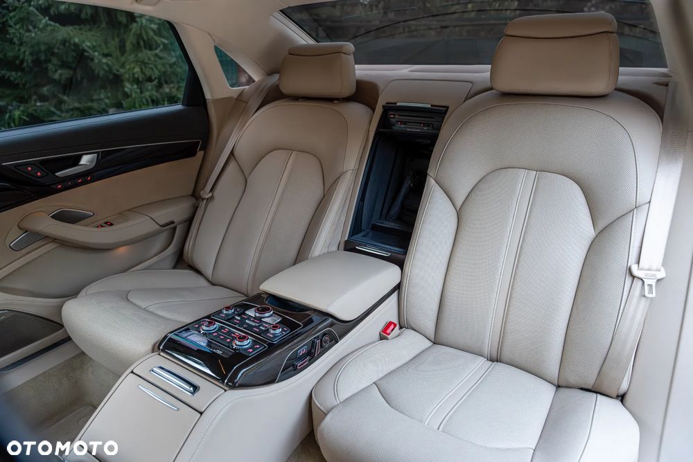 Audi A8 4.2 TDI clean diesel L Quattro - 38