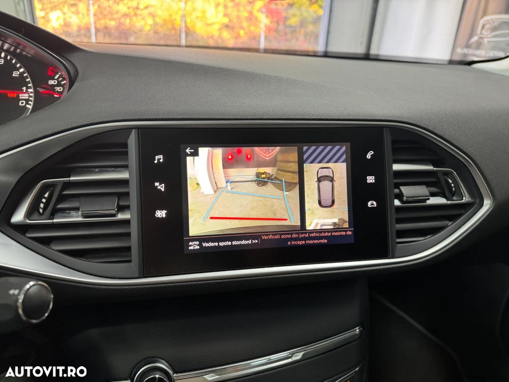 Peugeot 308 PureTech 130 GPF EAT8 Stop & Start Tech Edition - 27
