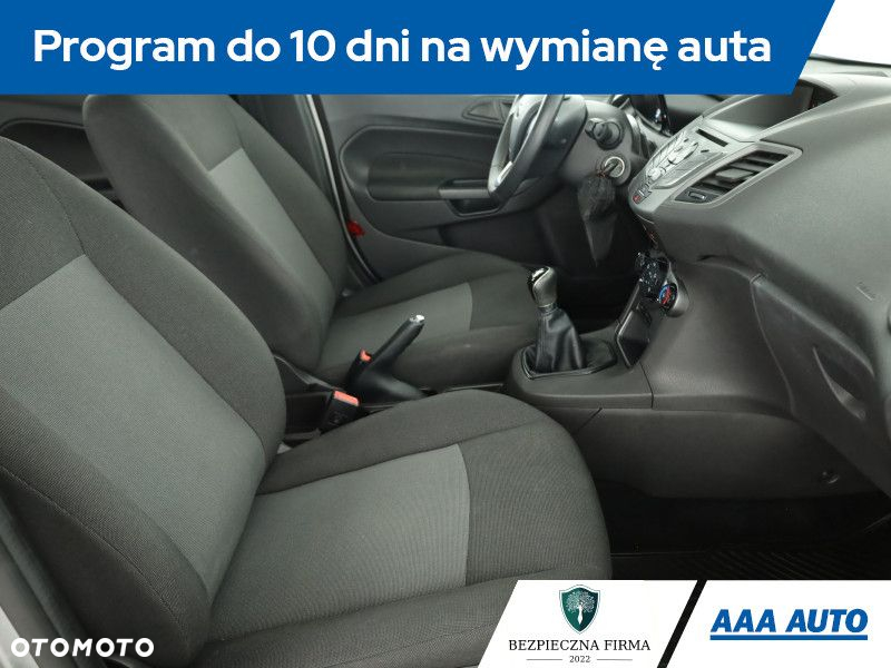 Ford Fiesta - 8