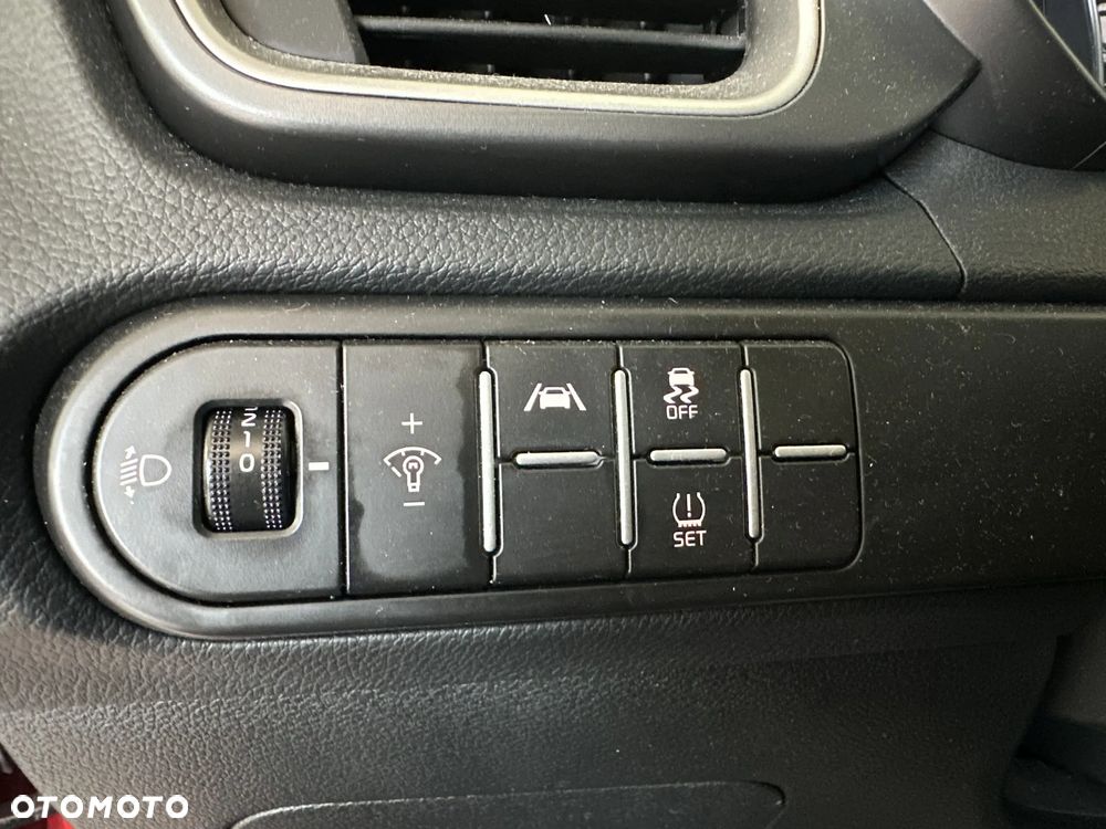 Kia Ceed 1.5 T-GDI M DCT - 21