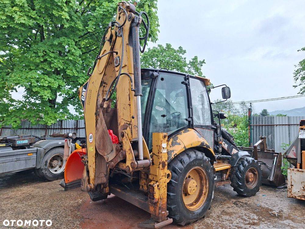 Caterpillar 428 E - 3