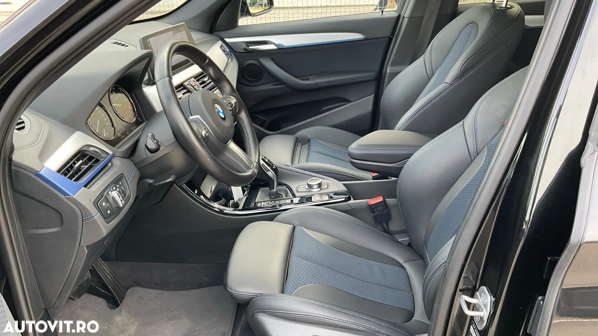 BMW X1 xDrive20d AT - 12