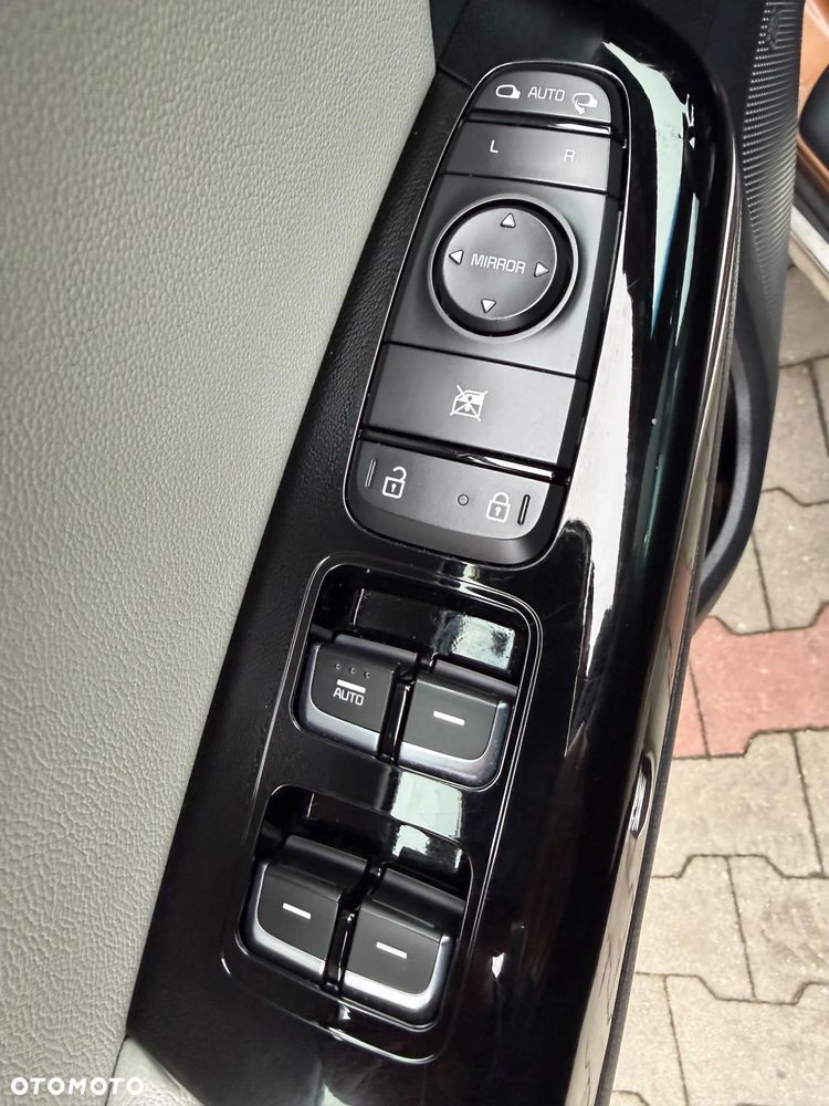 Kia Sportage 1.6 T-GDI AWD DCT GT LINE - 10